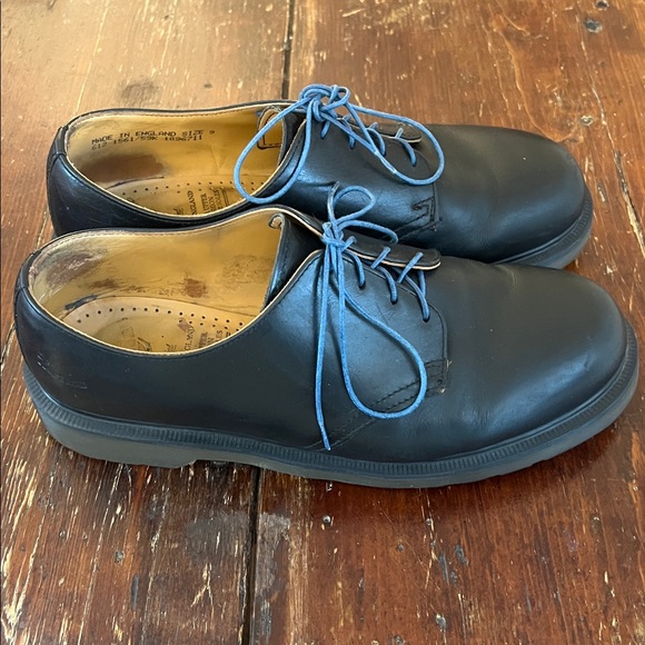 Vintage Dr. Martens 1561 Men's Airwair 4 hole Shoes - Picture 3 of 13